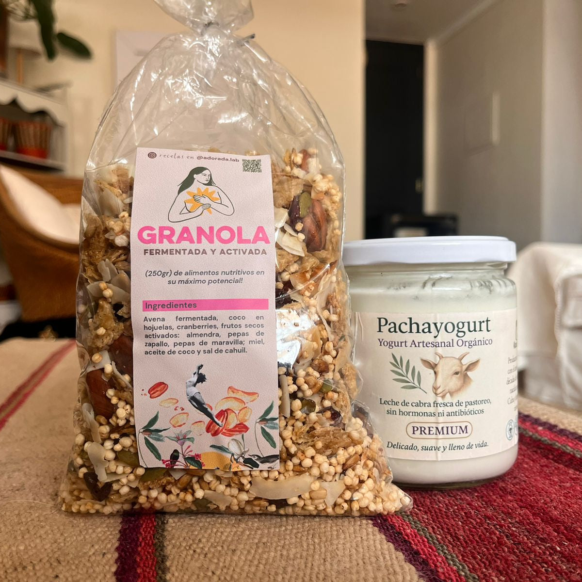 Yogurt Cabra + Granola Fermentada